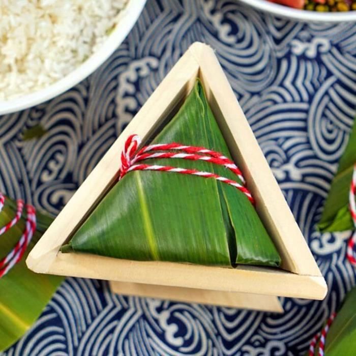 Lurrose 2 Pcs Triangle Onigiri Moule en Bois Riz Balle Moule Maker Moule Riz-  Pudding Moules De Cuisson Triangle Sushi Moule [466] - Cdiscount Maison