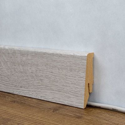 Plinthe PROVISTON Profil Carré 18x58x2500 Mm – MDF Revêtu Chêne Saar, à Coller