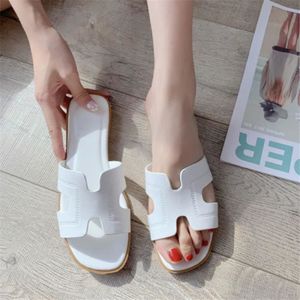 Tong best sale femme confort