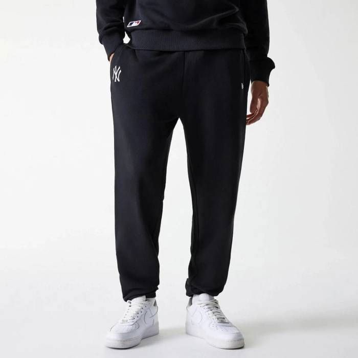 Pantalon MLB New York Yankees New Era Jogger Noir -New era- Taille :XS Pantalon MLB New York Yankees New Era Jogger Noir -New era- Taille :XS