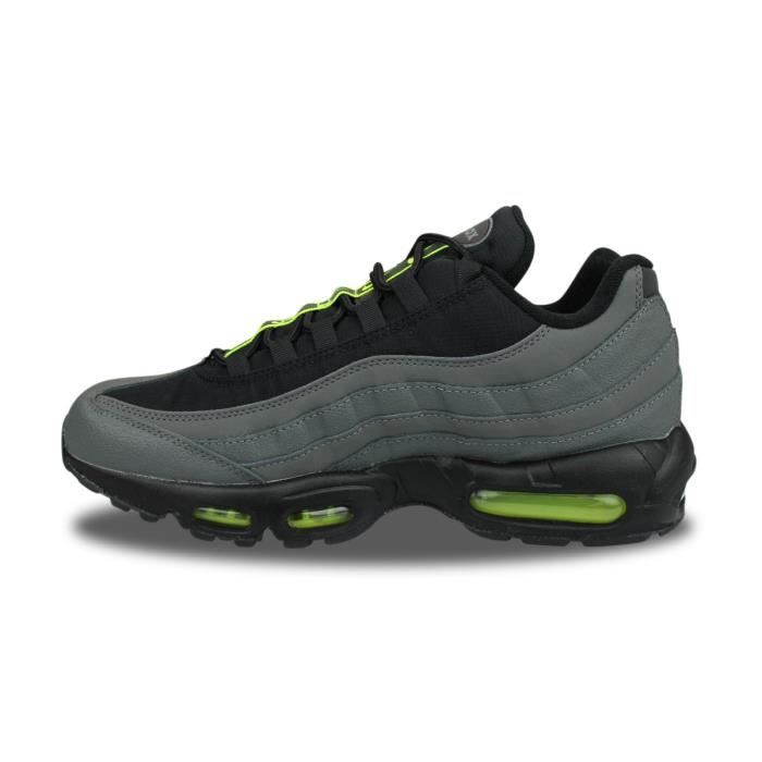 Baskets Nike Air Max 95 Noir Homme Cuir Lacets Noir