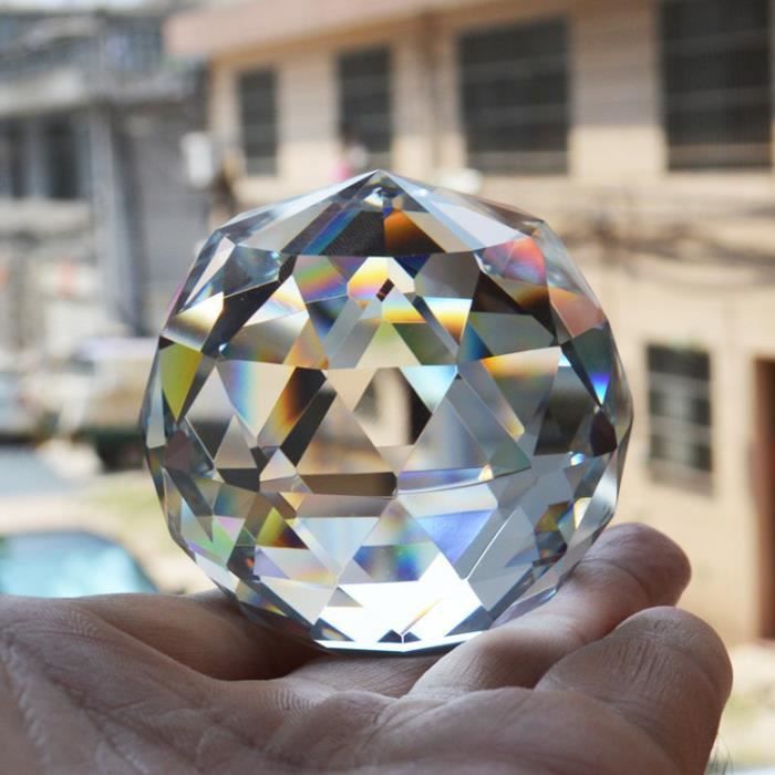 PIERRE VENDUE SEULE,80MM--Sphère de cristal coupée claire de 40 à 80MM,  prismes à facettes en boule de gaze, attrape soleil, décorat - Achat /  Vente pierre vendue seule - Cdiscount