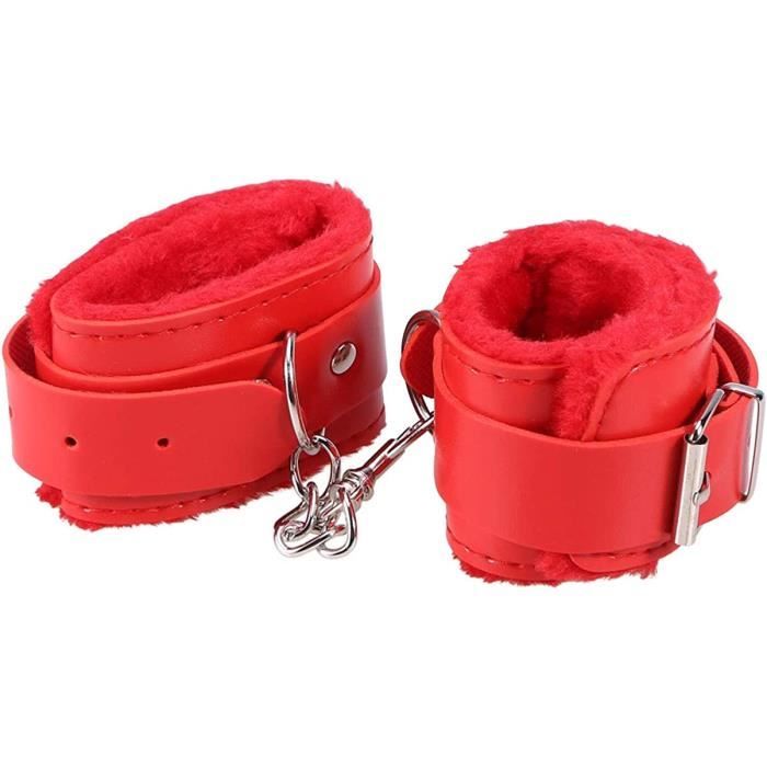 Le hogtie est fait pour attacher les 4 menottes ensemble pour bloquer
