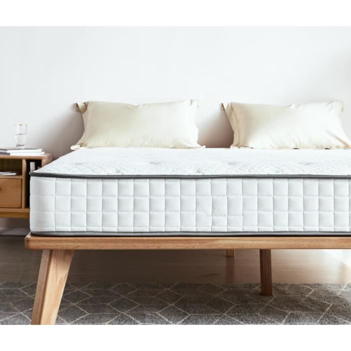 Matelas - Mémoire de forme - 140 x 200 cm - 18 cm dépaisseur - 8 couches HR Confort - 2 places