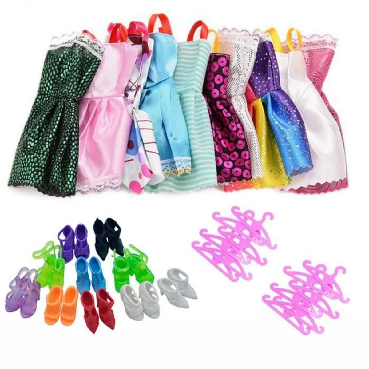 BARBIE FAB - COFFRET DE CHAUSSURES BARBIE - POUPÉES, BARBIE ET FIGURINES / Barbie et accessoires
