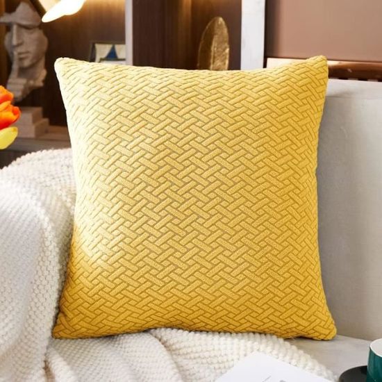 Housse De Coussin Carrée PANOD 66x66 Cm - Chenille Douce Motif Bohème - Blanc Neige