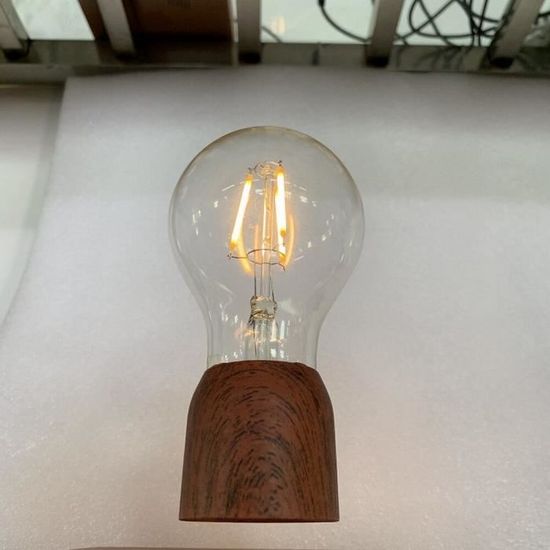 Lévitation magnétique LED Ampoule Lampe Créativité Flottant Pour Cadeau  d'Anniversaire Lumière Flottante Pour Chambre Home Office Décoration de  Table