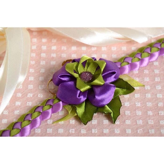 Boutonni Ef Bf Bdre Mariage Closeup Of Groom Boutonniere On Suit Lapel