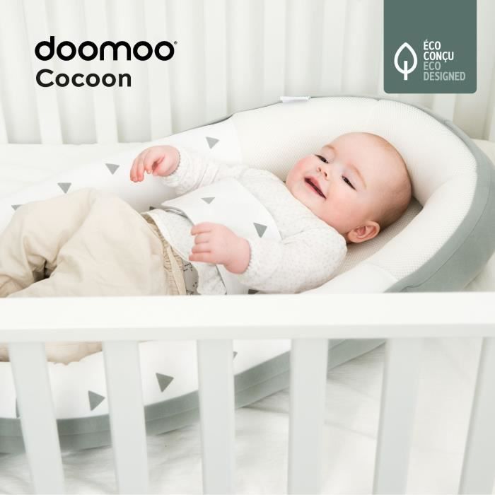 BABYMOOV Réducteur de lit Doomoo Cocoon gris - Cdiscount Puériculture &  Eveil bébé