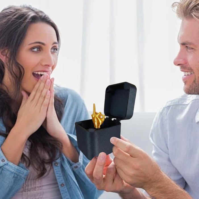 Boîte Cadeau Prank à Vis – Boîte Difficile à Ouvrir En Impression 3D (Noir + Rouge) – Farce Idéale Noël Anniversaire