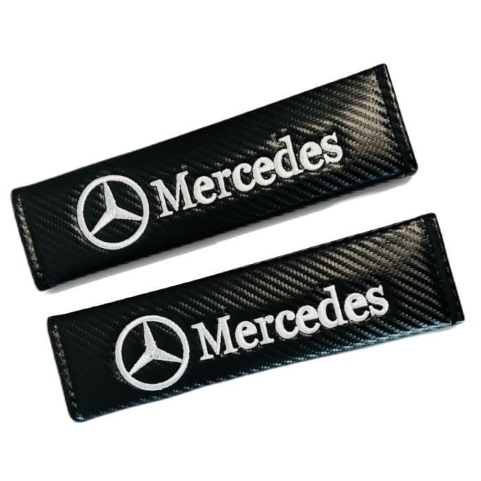 2 proteges ceinture de sécurité marque Mercedes effet carbone