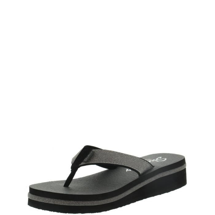 tong skechers