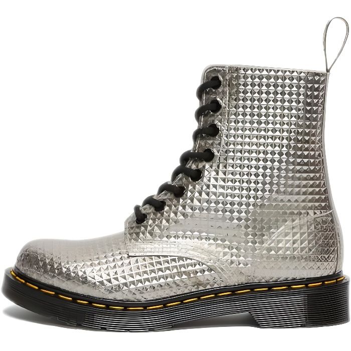 Dr martens pascal stud online
