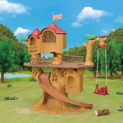 Sylvanian Families - La cabane des bébés - Set 1 figurine et 5 accessoires - Plongez dans l'univers de la famille Sylvanian - Figurines animaux miniatures - Jouet enfant 3 ans et Sylvanian Families - La cabane des bébés - Set 1 figurine et 5 accessoires - Plongez dans l'univers de la famille Sylvanian - Figurines animaux miniatures - Jouet enfant 3 ans et
