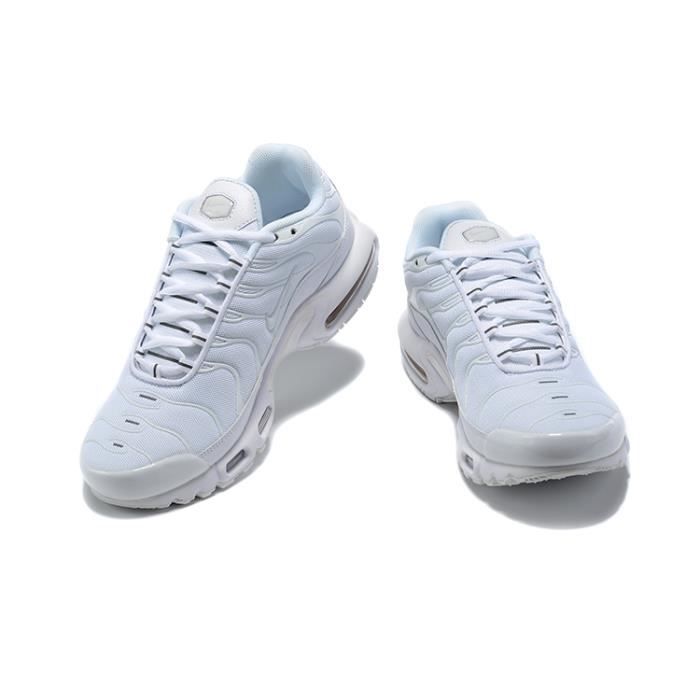 all white nike tn mens