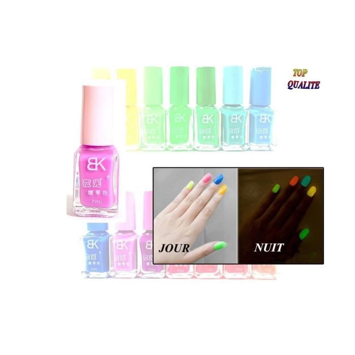 Vernis à ongles Violet pastel phosphorescent - brille la nuit - fluorescent UV