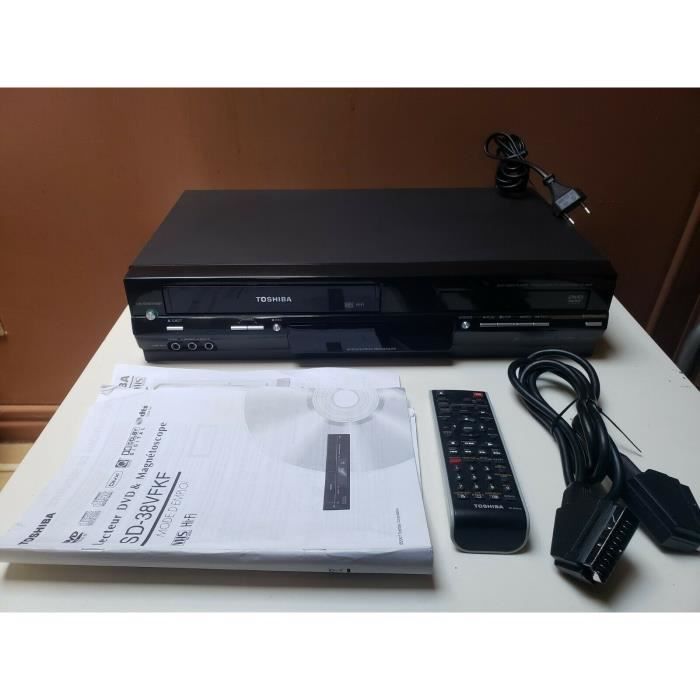 COMBINE TOSHIBA SD-38V LECTEUR DVD MAGNETOSCOPE ENREGISTREUR VHS CASSETTE VIDEO