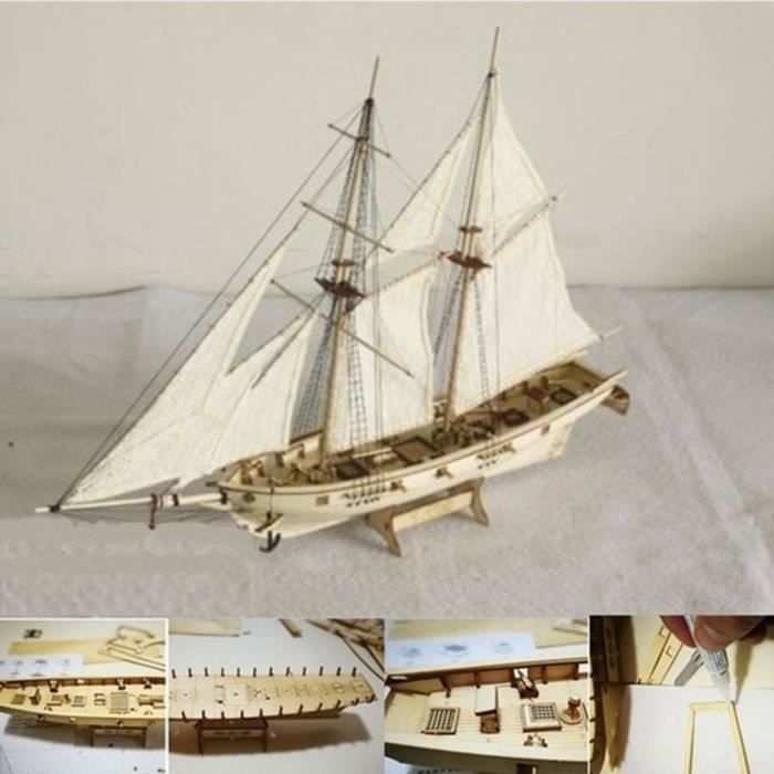 Maquette modèle bateau Voilier bois - : décoration marine