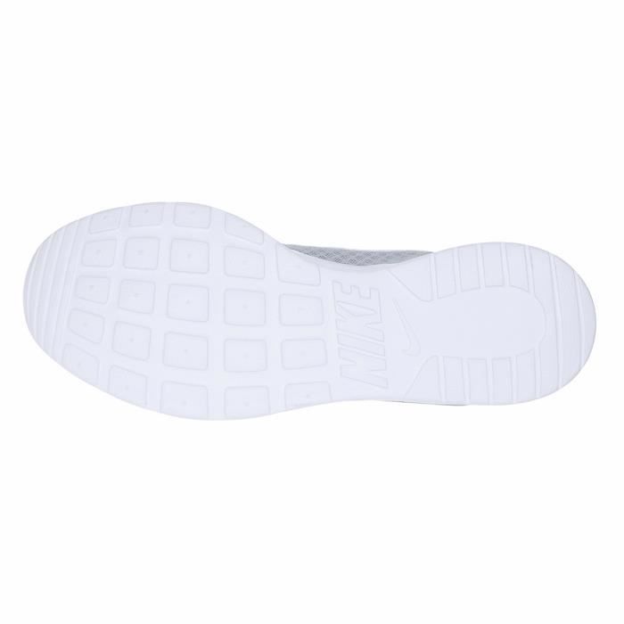 Nike baskets tanjun discount