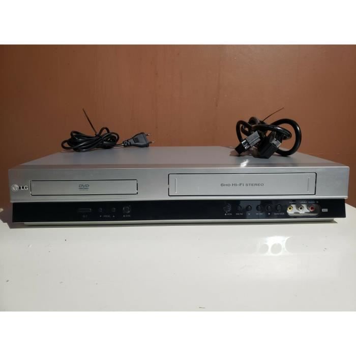 ② SEG DVC30 combiné lecteur DVD/magnétoscope VHS — Lecteurs vidéo — 2ememain