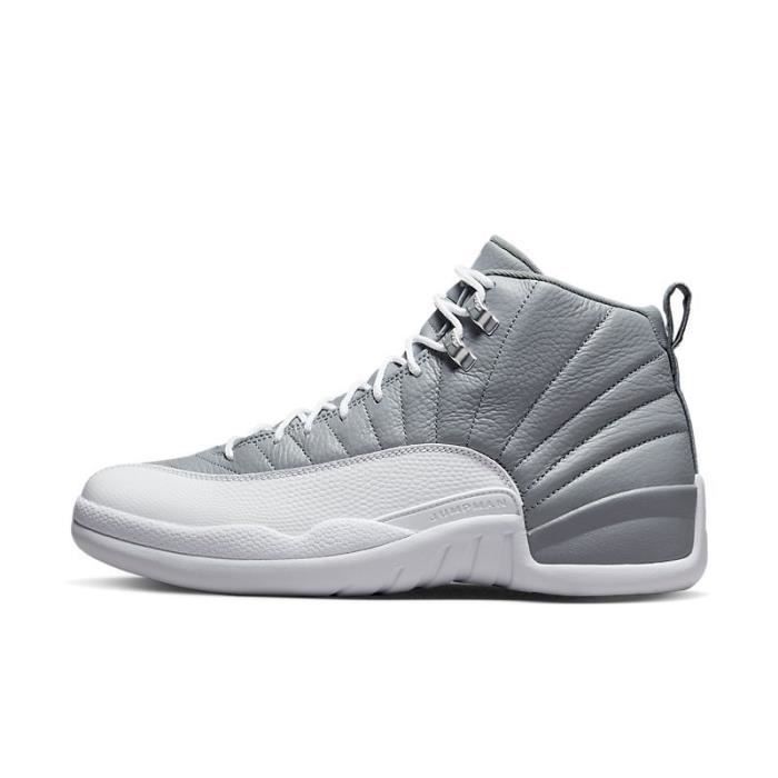 Jordan on sale 23 gris