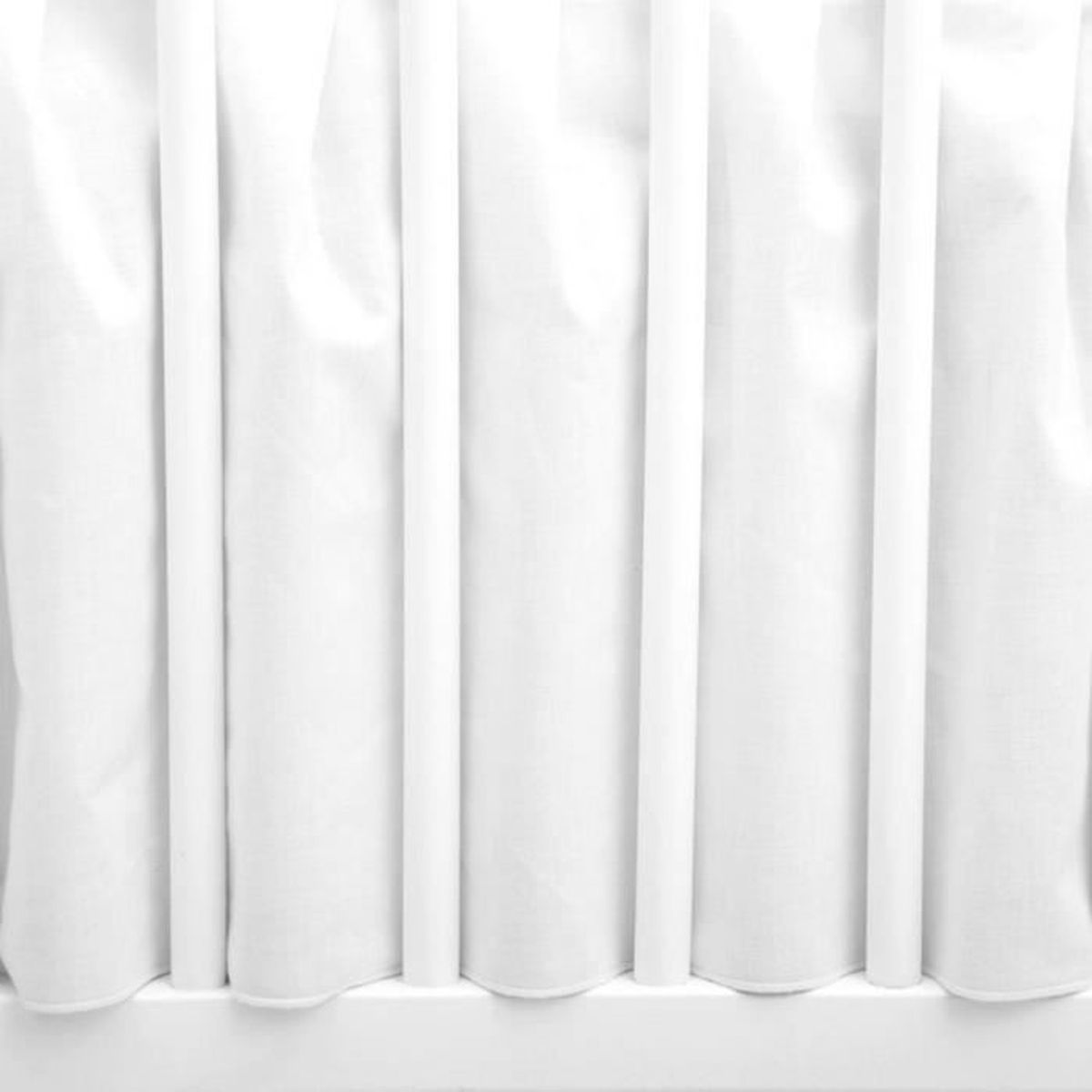 Cache Sommier Lit Bebe Coloris Uni Blanc 60x1 Cm Cdiscount Maison Cache Sommier Lit Bebe Coloris Uni Blanc 60x1 Cm Cdiscount Maison