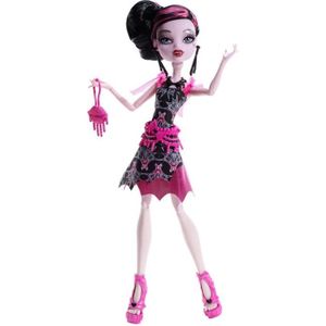 POUPÉE Poupée Mannequin - MATTEL - Monster High Tapis Noir - Draculaura À La Soirée