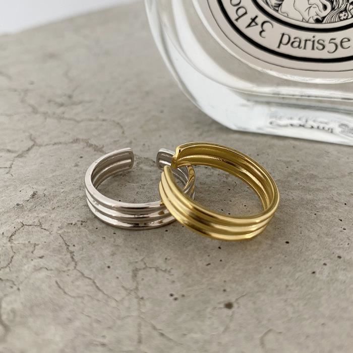 bague en argent massif 925 sert 2 strass blanches et une rouge taille 56