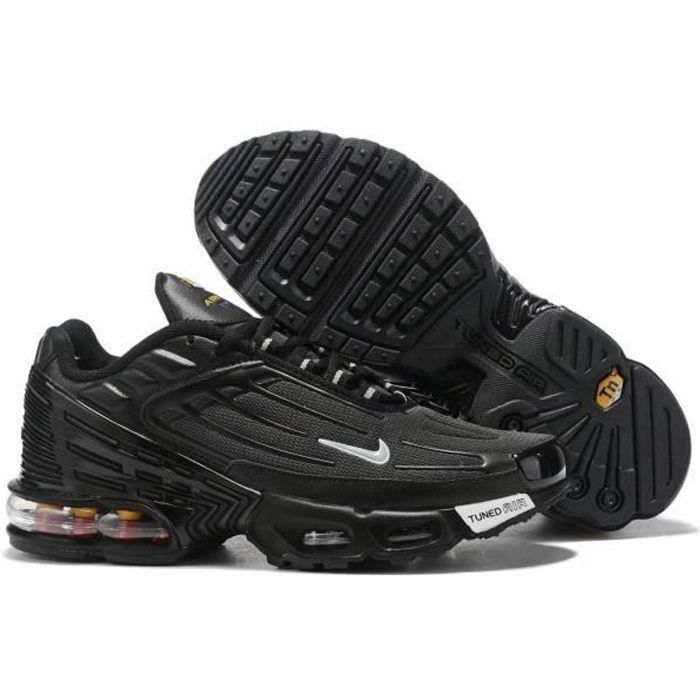 Chaussure Nike Air Max Plus pour homme. Nike BE