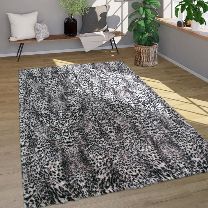 Tapis En Fausse Fourrure Longue - Imitation Lapin - Couleur Blanc Uni - Marque Traum - 100% Polyester