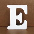 Lettre en bois blanc