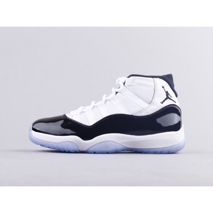Baskets Air Jordan 11 Homme et Femme Basketball