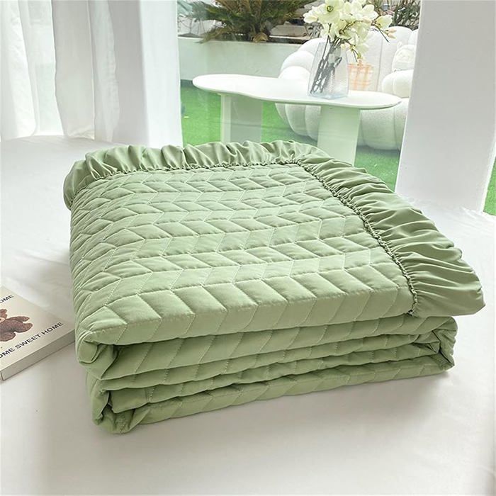 Dessus Lit Matelassé Volants Couleur Unie Vert Doux Idéal pour Chambre dEnfant Couvre-Lits pour Ménages JETEE DE LIT