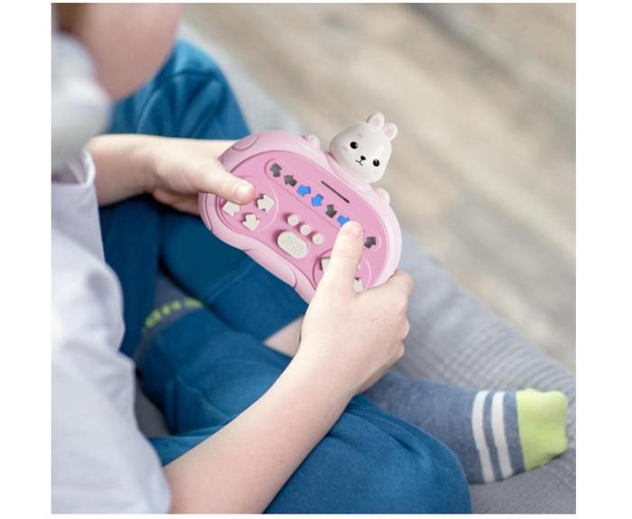 Jeu de Poussée Rapide avec 13 Touches, Jeu Pop avec Tournevis Jeu Mignon Fidget It Jeu à Poussée Rapide avec 4 Modes de Jeu pour Cadeau d'anniversaire d'enfants