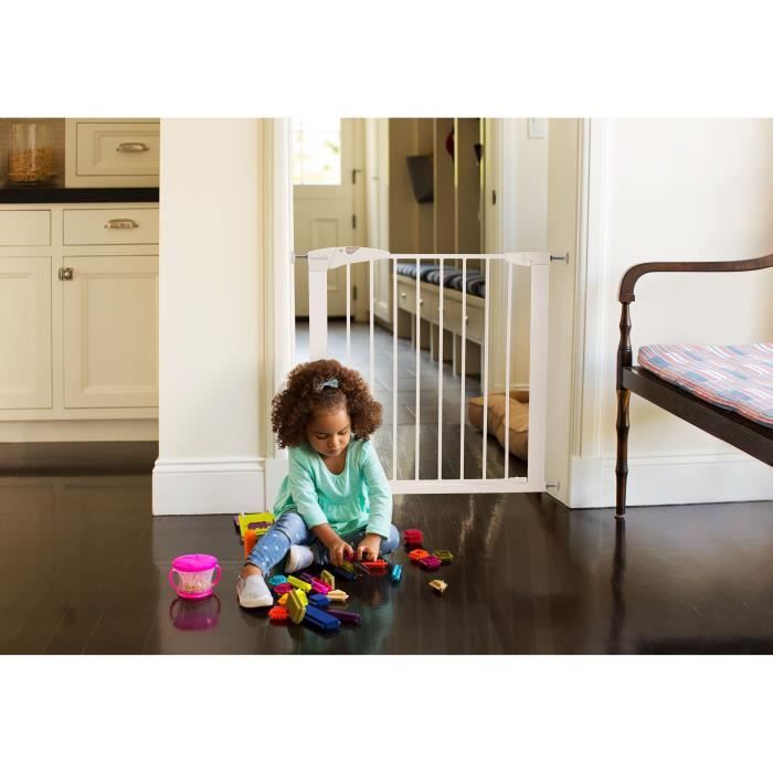 Barriere bebe munchkin on sale