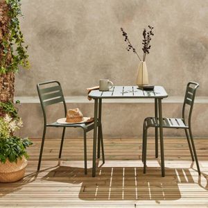 Ensemble table et chaise de jardin Table de jardin métal savane Amélia avec 2 chaises. lattes et bords arrondis. traitement antirouille