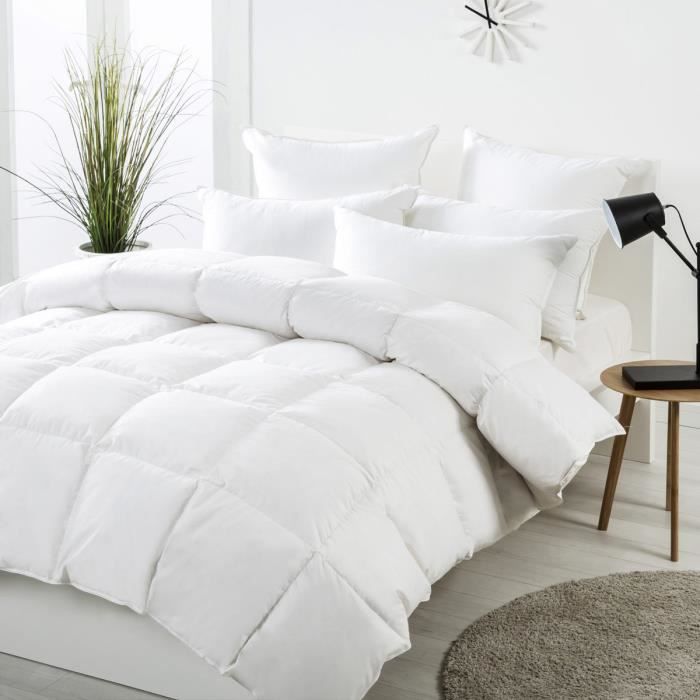 Couette naturelle Percale 320gr/m² 30% Duvet Canard ANNAPURNA - 240x220 - Blanc