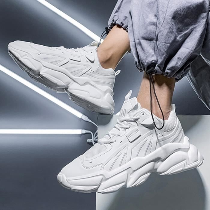 Chaussures semelles antidérapantes sales