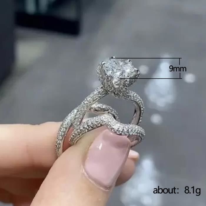 Jolie bague femme sale