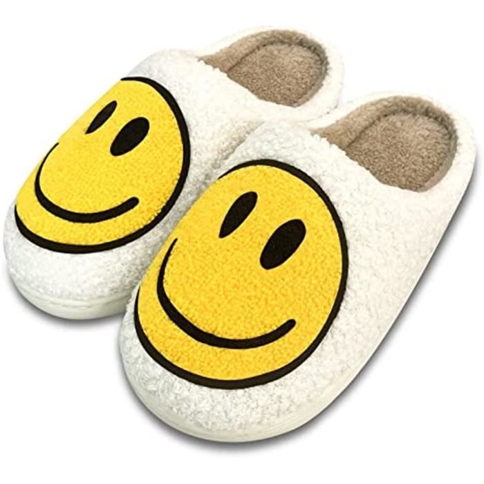 Chaussons Femme,Homme Hiver Fourrés Confortable D'interieur Smiley Chaud  Rétro Fluffy Fuzzy Antidérapant Maison Pantoufles Claquette jaune,Blanc -  Cdiscount Chaussures