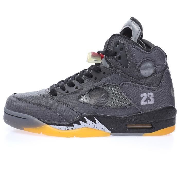 Baskets Air-Jordan Retro 5 Black-Muslin-Fire Red