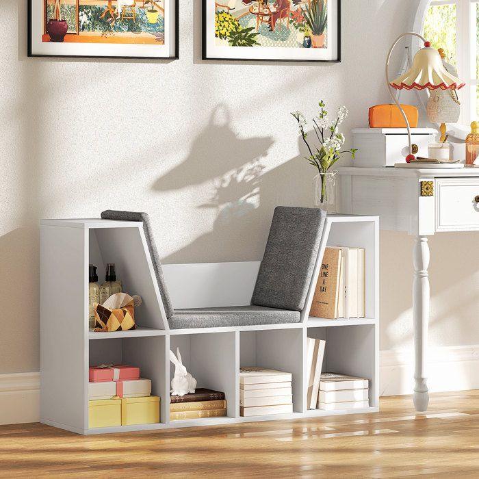 Bibliothèque avec assise 6 compartiments 105 x 30 x 63 cm en panneaux de particules blanc avec coussins gris