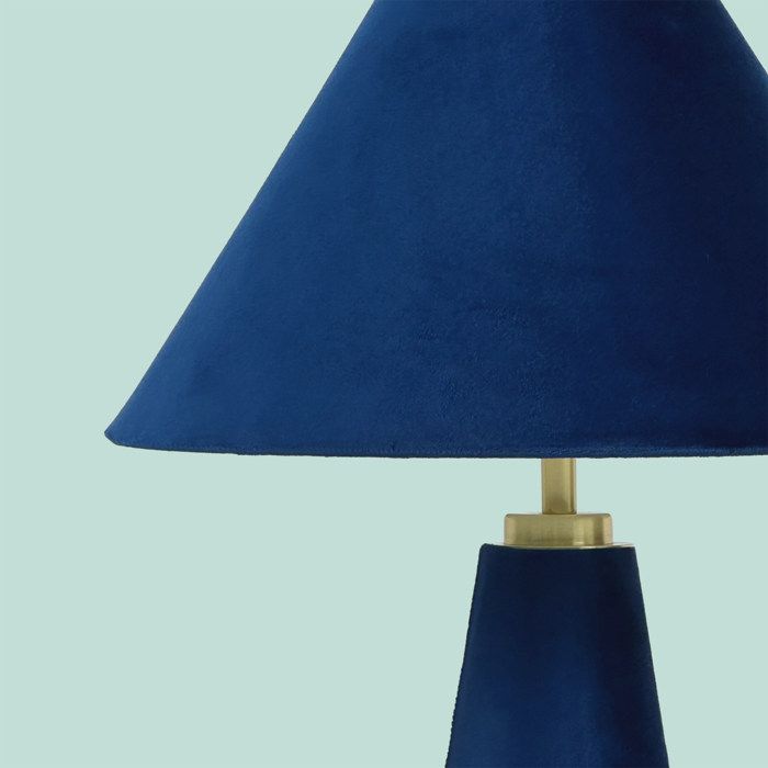 Lampe De Table Beliani Perlis – Céramique Bleu Marine, Abat-jour Perles, Style Traditionnel