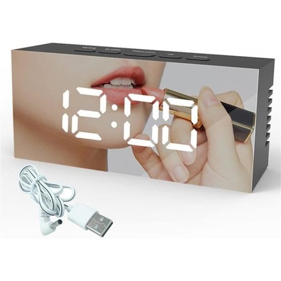 Réveil Numérique LED 3D – Horloge Murale Et Bureau – Design Moderne – Blanc – Neuf