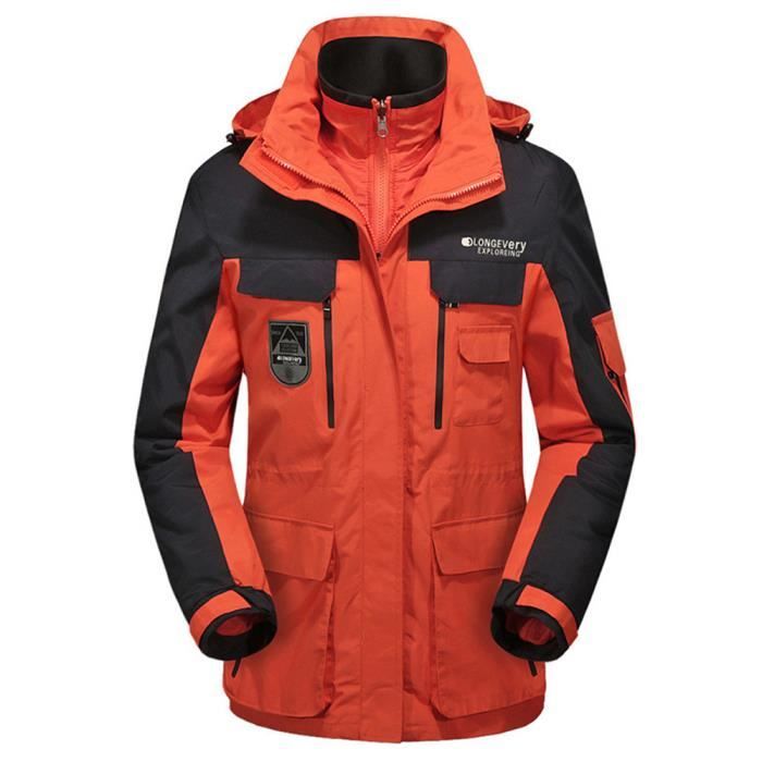 technical clothing for skiing