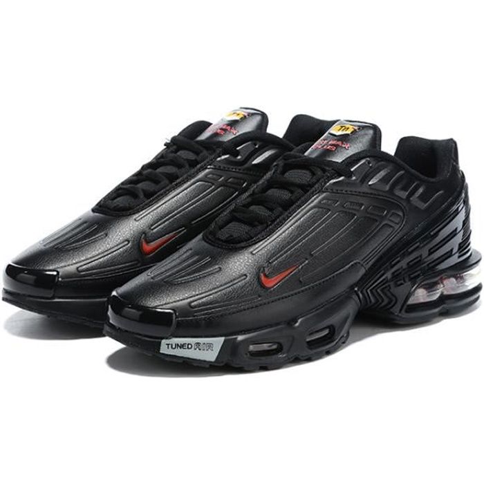 Baskets NIKEs Airs TN Plus 3 Chaussures Cuir noir et rouge de course pour  hommes - Cdiscount Sport