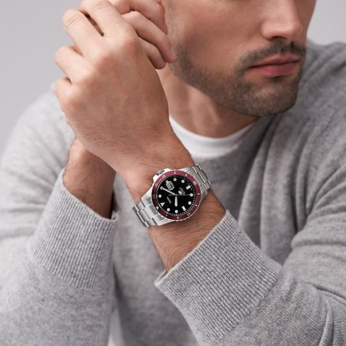 Montre cheap fossil etanche