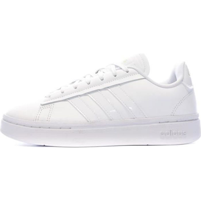 Baskets Femme Adidas Grand Court Alpha - Blanc - Cuir véritable - Renfort  au talon - Bandes Adidas Performance Blanc - Cdiscount Chaussures