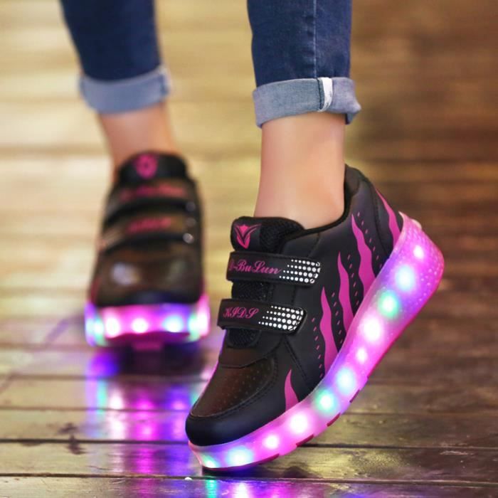 Baskets Enfants LED Chaussures Roller USB Charge Skateshoes Lumineuse À  Roulettes Garçons Filles Rose Sneaker - Achat / Vente Baskets Enfants  Chaussures LED - Cdiscount