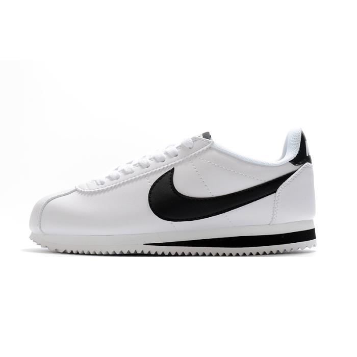 Nike CORTEZ Femme Baskets Mode Blanc Noir